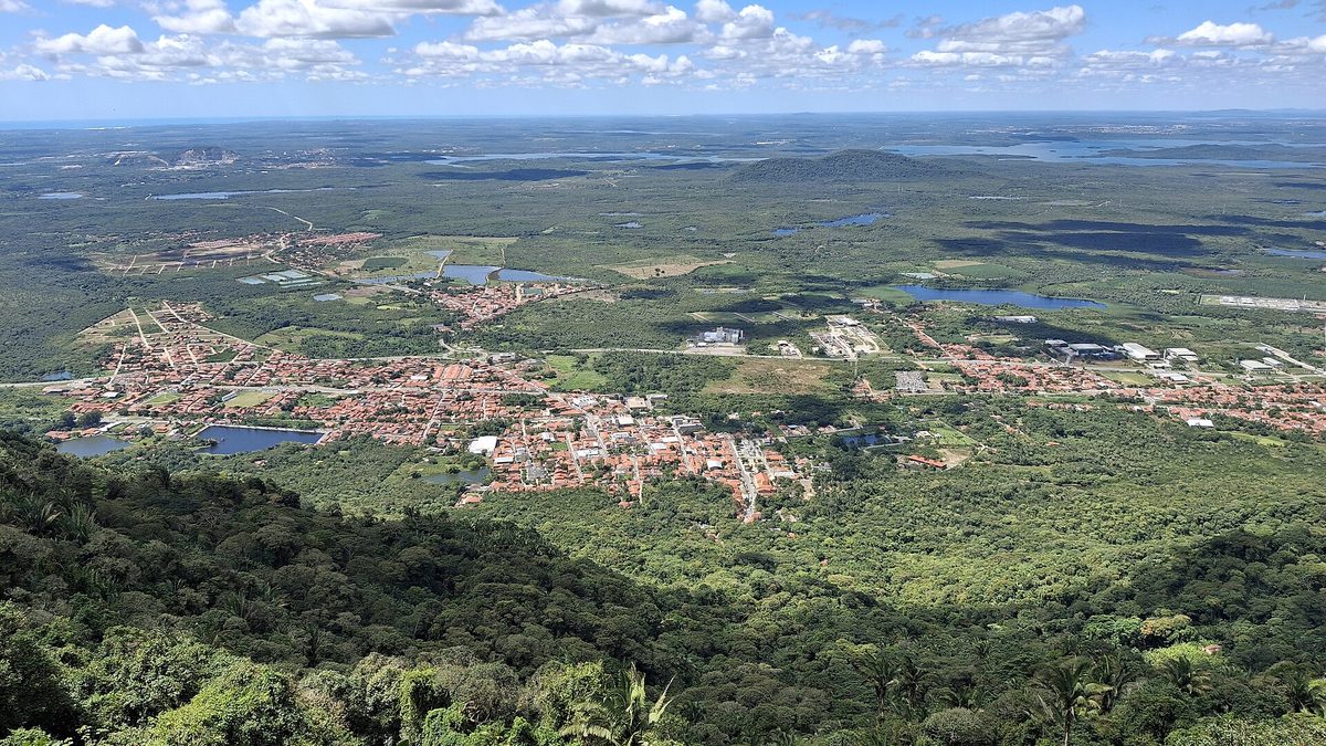 Trilhas e Cachoeiras em Pacatuba: Roteiro Completo para Julho 2026 com Dicas de Segurança
